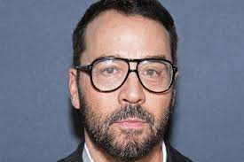 Jeremy Piven’s TV Dominance: Iconic Roles and Standout Performances post thumbnail image