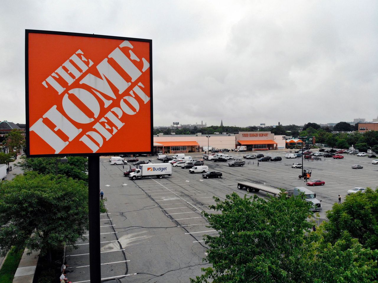 Revamp Your Home: Home Depot & Lowe’s Discounts post thumbnail image