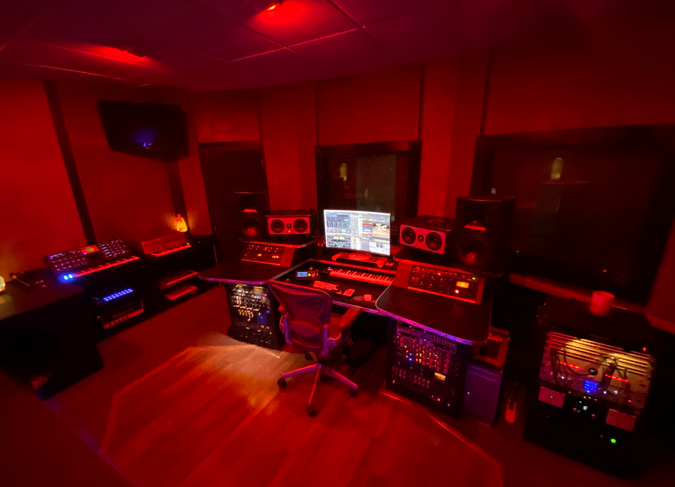 Where Creativity Meets Sound: Atlanta’s Recording Studios post thumbnail image